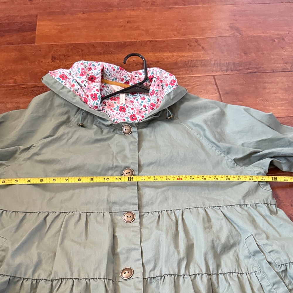 MATILDA JANE Wilderness Rain
Jacket / Floral Lining - Picture 13 of 14